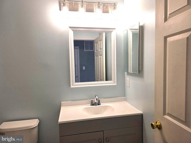 2608 STOKES RD, Mount Laurel, NJ 08054