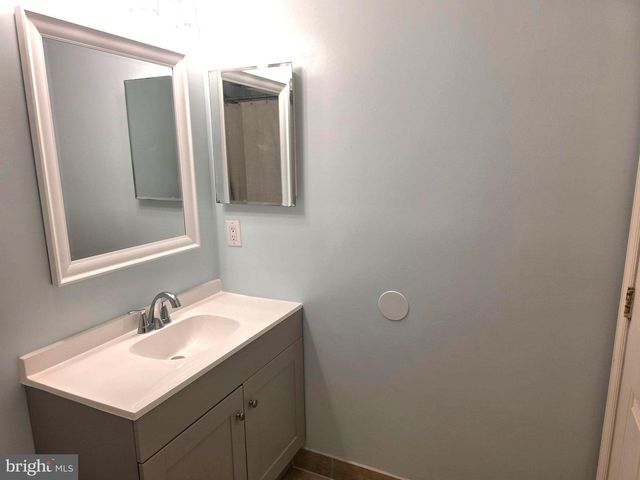 2608 STOKES RD, Mount Laurel, NJ 08054