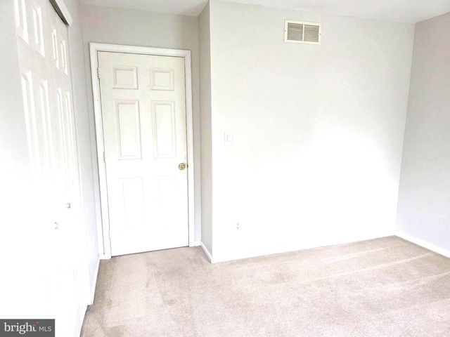 2608 STOKES RD, Mount Laurel, NJ 08054