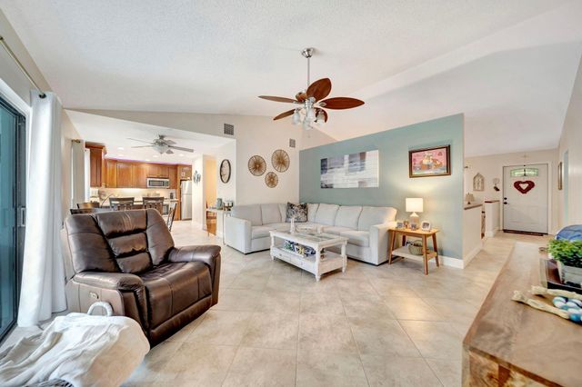 1448 NW 112th Way, Coral Springs, FL 33071