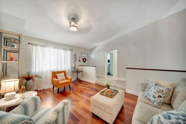 1448 NW 112th Way, Coral Springs, FL 33071