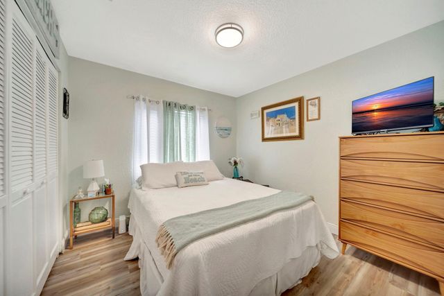 1448 NW 112th Way, Coral Springs, FL 33071