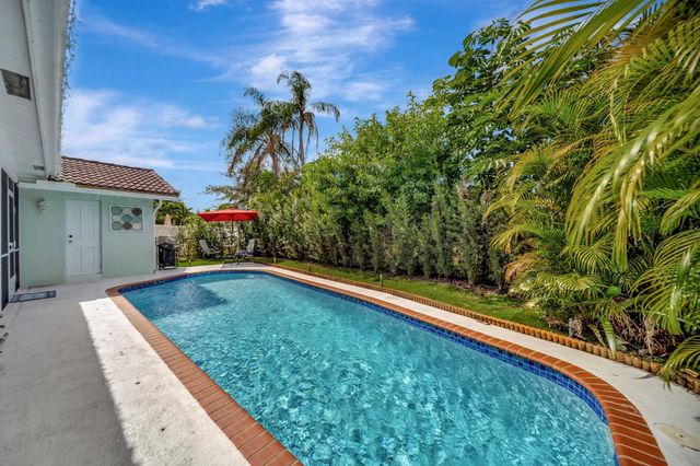 1448 NW 112th Way, Coral Springs, FL 33071