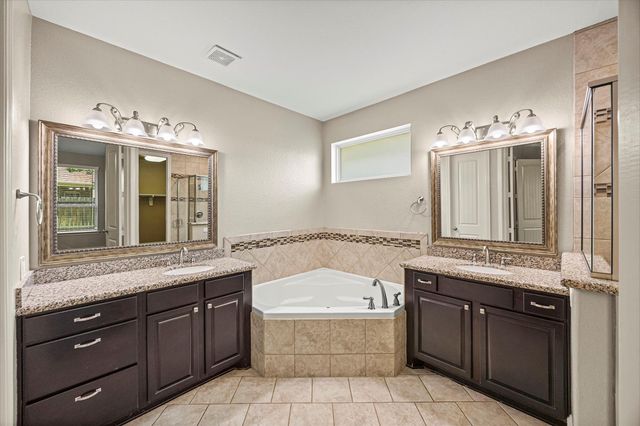 24419 Split Rock Falls, Tomball, TX 77375