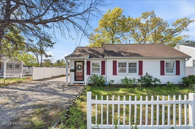 477 Mantoloking Road, Brick, NJ 08723