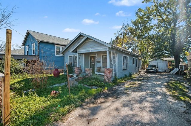 1222 Genova Street, Houston, TX 77009