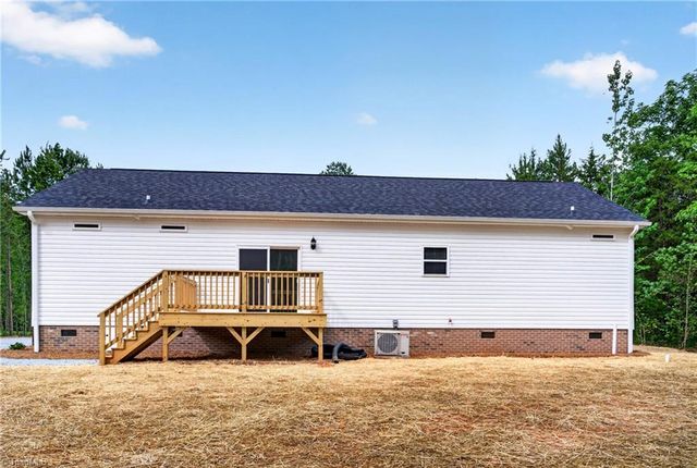 2591 Hopewell Friends Road, Asheboro, NC 27205