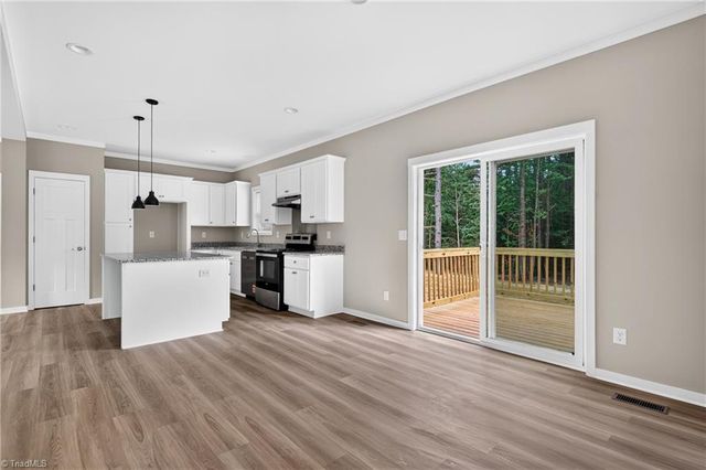 2591 Hopewell Friends Road, Asheboro, NC 27205