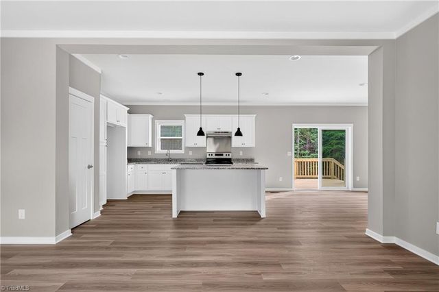 2591 Hopewell Friends Road, Asheboro, NC 27205