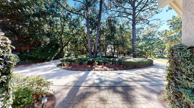 22 Sovereign Dr, Hilton Head Island, SC 29928
