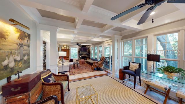 22 Sovereign Dr, Hilton Head Island, SC 29928