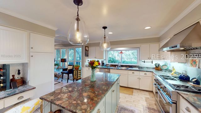 22 Sovereign Dr, Hilton Head Island, SC 29928