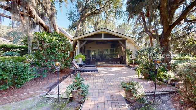 22 Sovereign Dr, Hilton Head Island, SC 29928