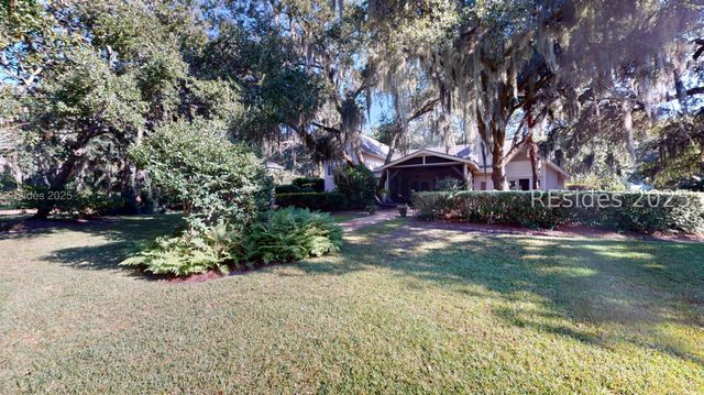 22 Sovereign Dr, Hilton Head Island, SC 29928