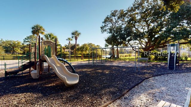 22 Sovereign Dr, Hilton Head Island, SC 29928