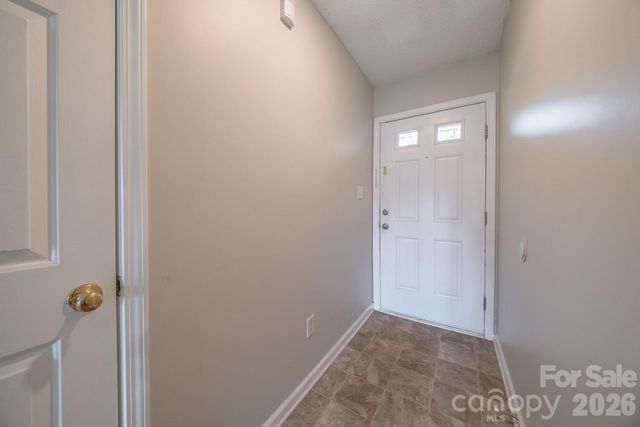 3003 Fairglen Road, Charlotte, NC 28269