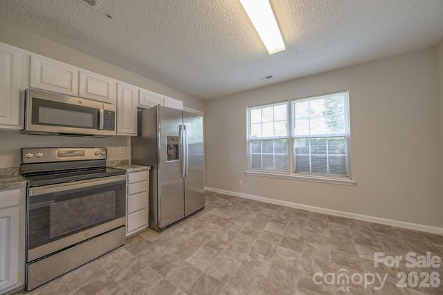 3003 Fairglen Road, Charlotte, NC 28269