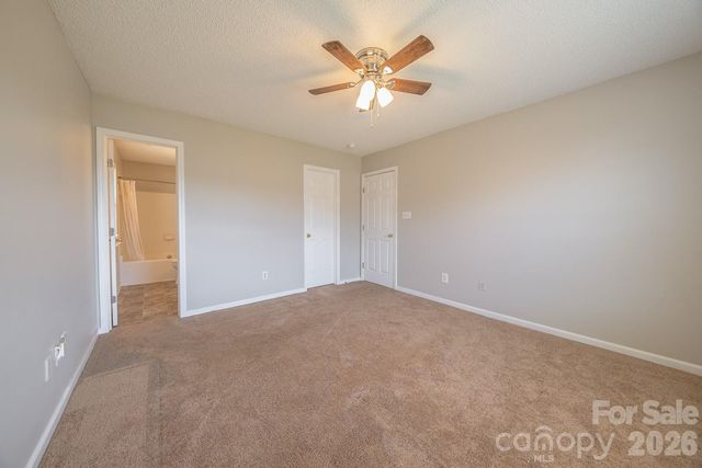 3003 Fairglen Road, Charlotte, NC 28269