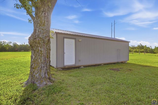 2929 SW Lagito DR, Topeka, KS 66614