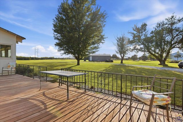 2929 SW Lagito DR, Topeka, KS 66614