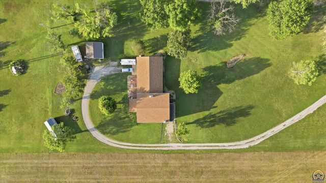 2929 SW Lagito DR, Topeka, KS 66614