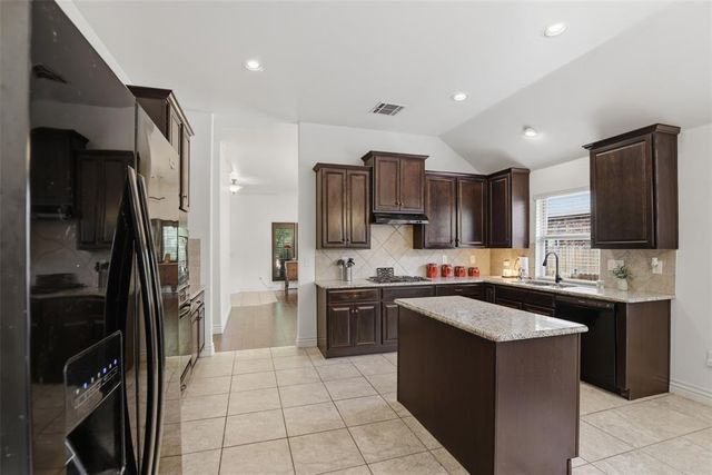 641 Branch Line Road, Yukon, OK 73099