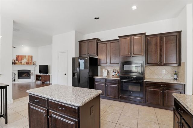 641 Branch Line Road, Yukon, OK 73099