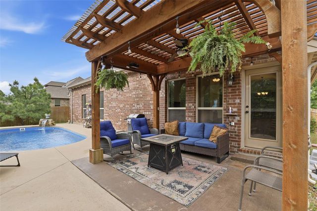 641 Branch Line Road, Yukon, OK 73099