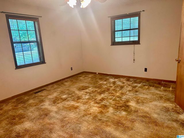 1070 MOUNTAIN LAKE ROAD, Warrior, AL 35180