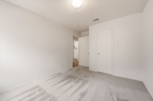 6916 Indiana Avenue, Fort Worth, TX 76137