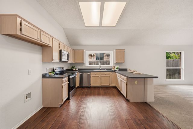 6916 Indiana Avenue, Fort Worth, TX 76137