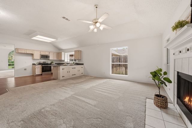 6916 Indiana Avenue, Fort Worth, TX 76137