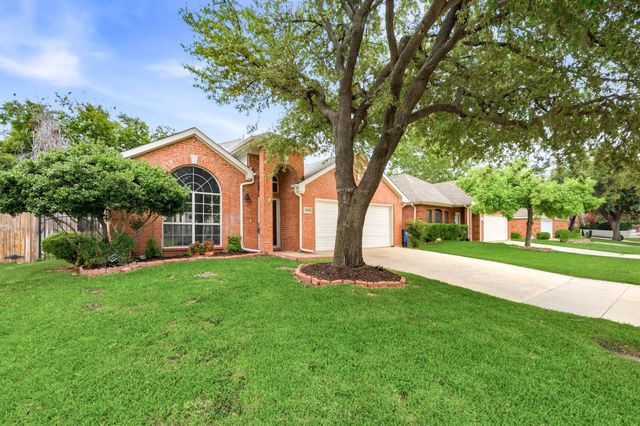 6916 Indiana Avenue, Fort Worth, TX 76137