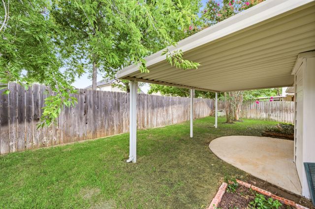 6916 Indiana Avenue, Fort Worth, TX 76137