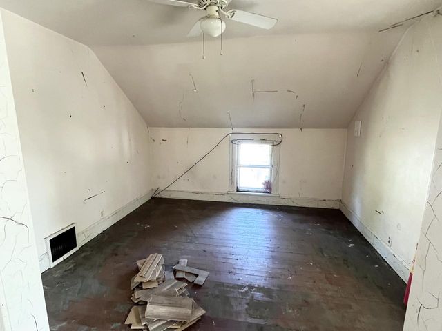 906 20th STREET, Two Rivers, WI 54241