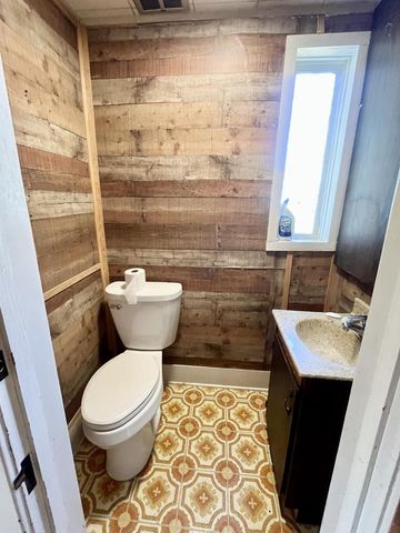 906 20th STREET, Two Rivers, WI 54241