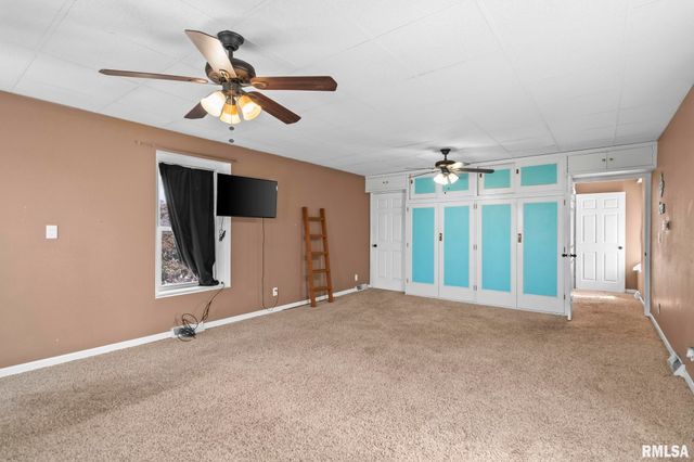 240 N WASHINGTON Street, Taylorville, IL 62568