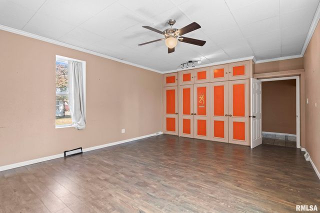 240 N WASHINGTON Street, Taylorville, IL 62568