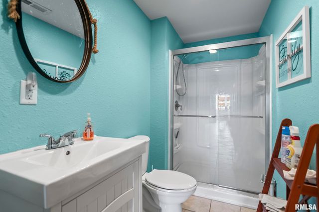 240 N WASHINGTON Street, Taylorville, IL 62568