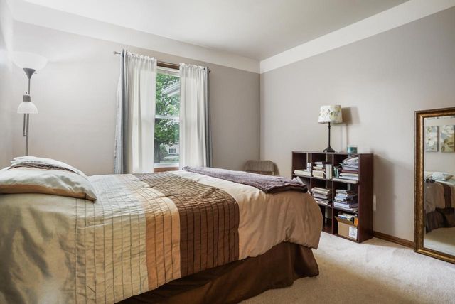 S56W23550 Maplewood TERRACE, Waukesha, WI 53189