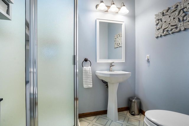 S56W23550 Maplewood TERRACE, Waukesha, WI 53189