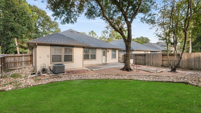 26 S Vesper Bend Circle, The Woodlands, TX 77382