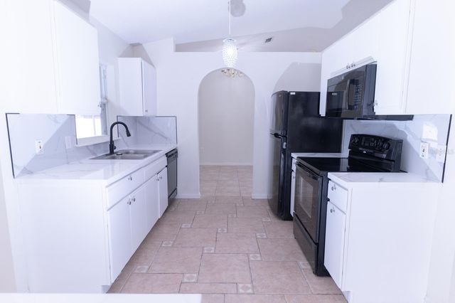 2470 AUGUSTA WAY, Kissimmee, FL 34746