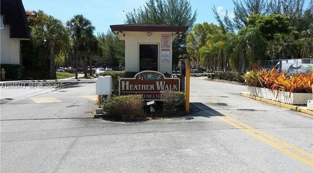 9006 SW 137th St 18, Miami, FL 33176