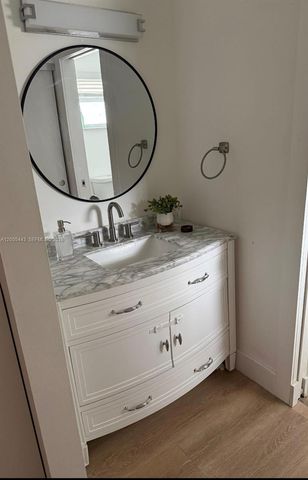 9006 SW 137th St 18, Miami, FL 33176