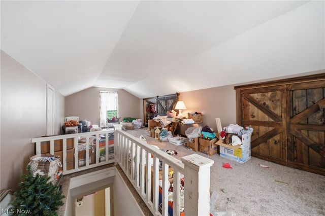 36 N Pearl Street, Columbiana, OH 44408
