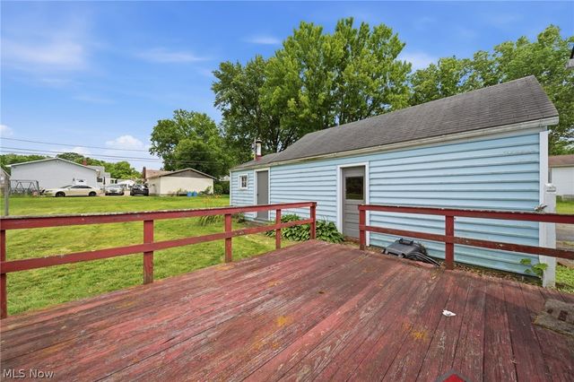 36 N Pearl Street, Columbiana, OH 44408