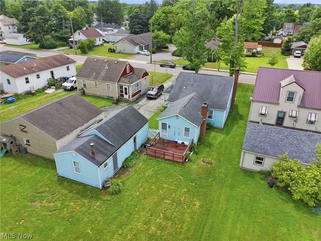 36 N Pearl Street, Columbiana, OH 44408