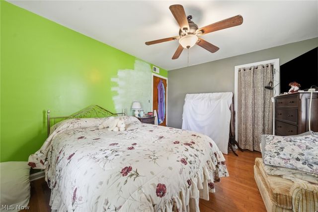 36 N Pearl Street, Columbiana, OH 44408