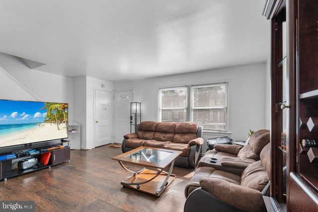 5911 SHOSHONE DR, Oxon Hill, MD 20745